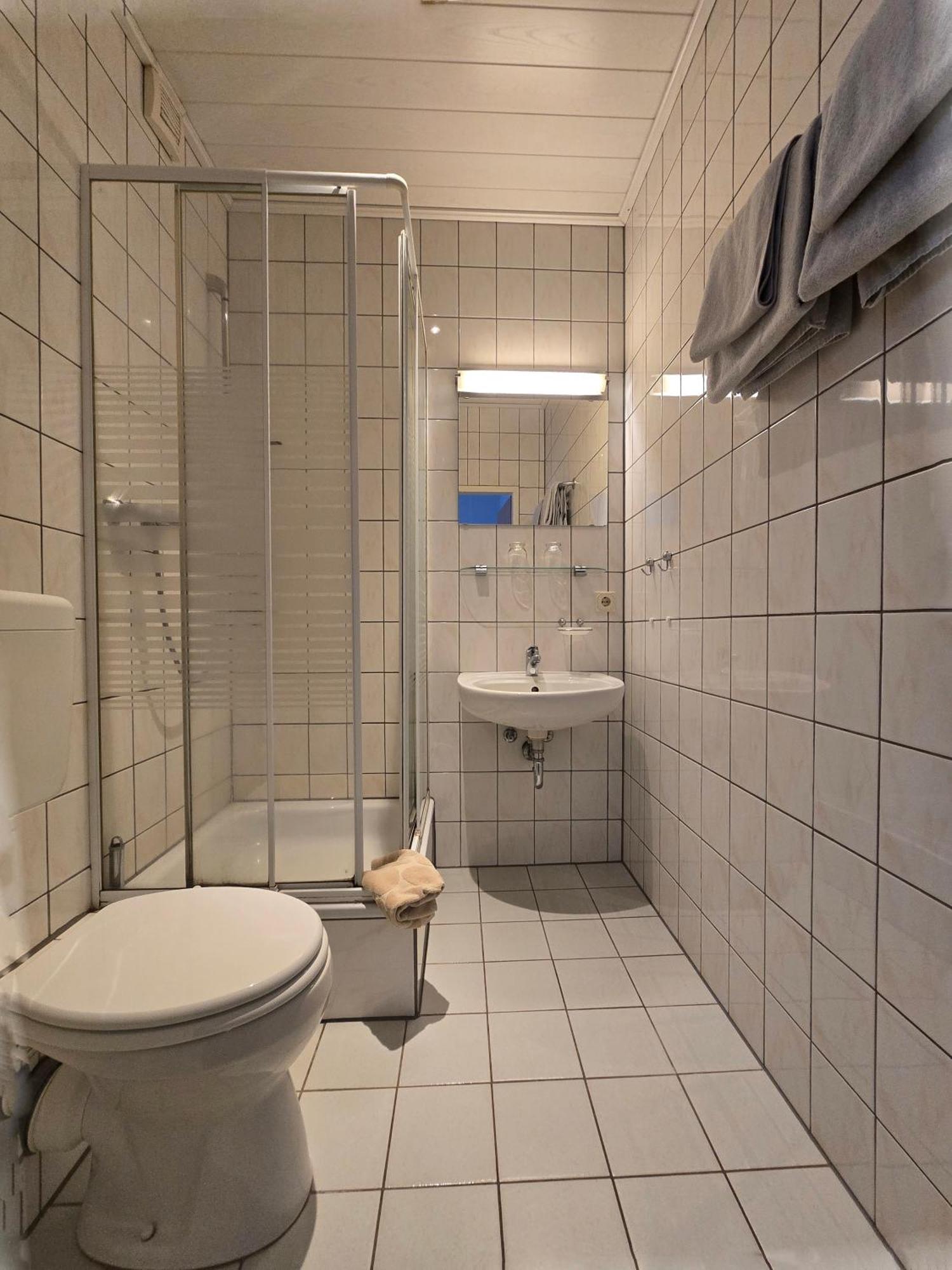 Pension Und Ferienwohnungen Bachmann Wolfersheim Экстерьер фото